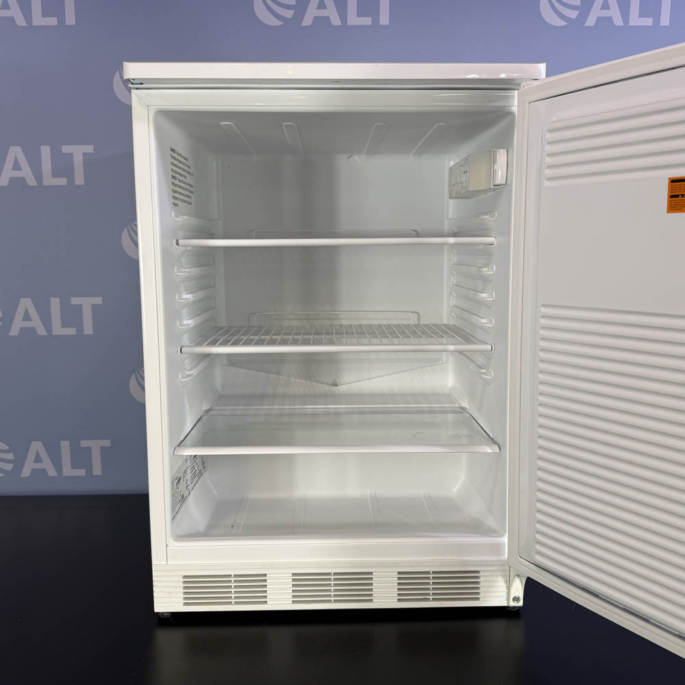 Thermo Scientific -20C Undercounter Freezer, Model GTTSV05RPSA