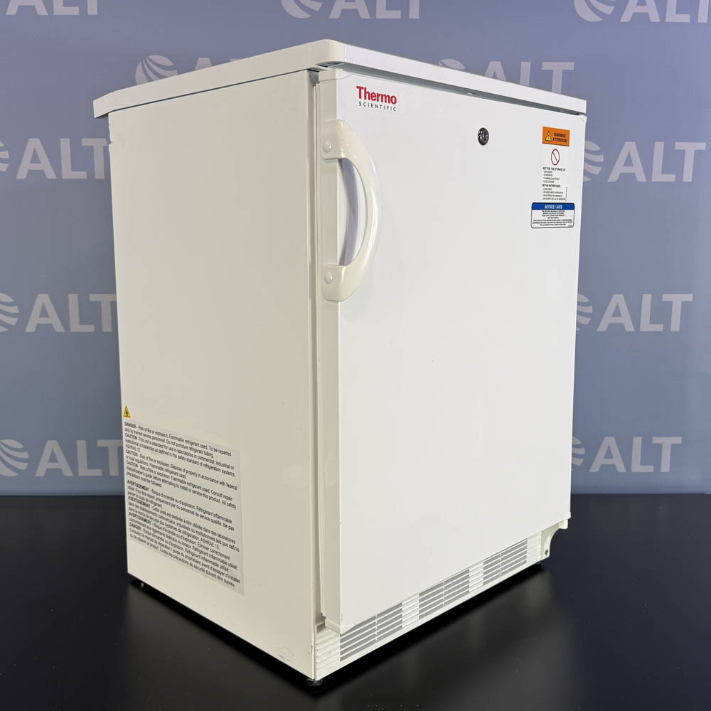 Thermo Scientific -20C Undercounter Freezer, Model GTTSV05RPSA