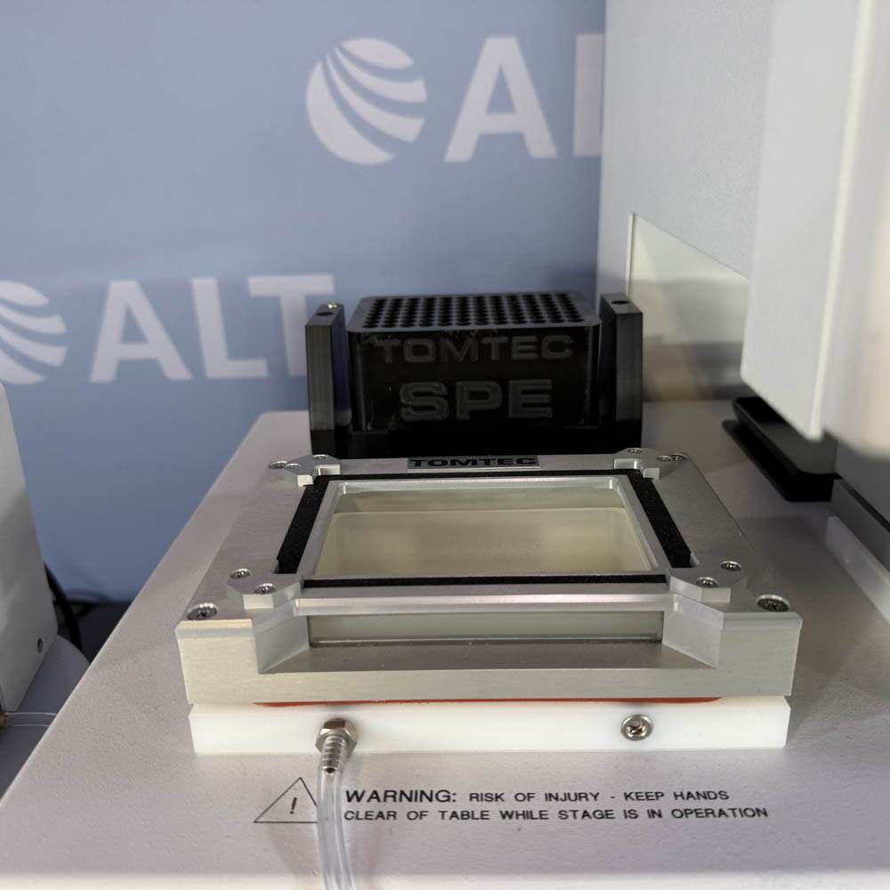 Tomtec  Quadra 4 Liquid Handling Workstation