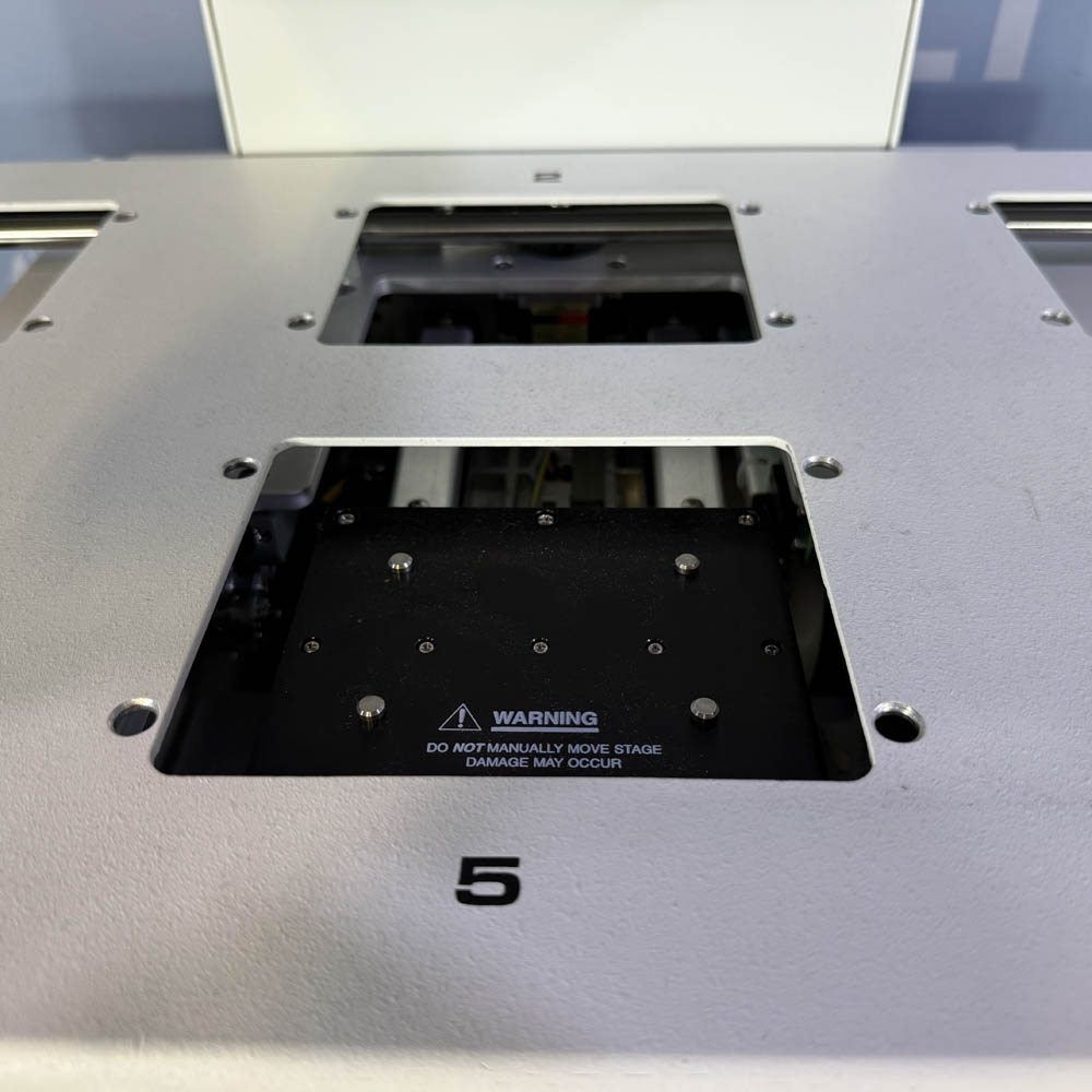 Tomtec  Quadra 4 Liquid Handling Workstation