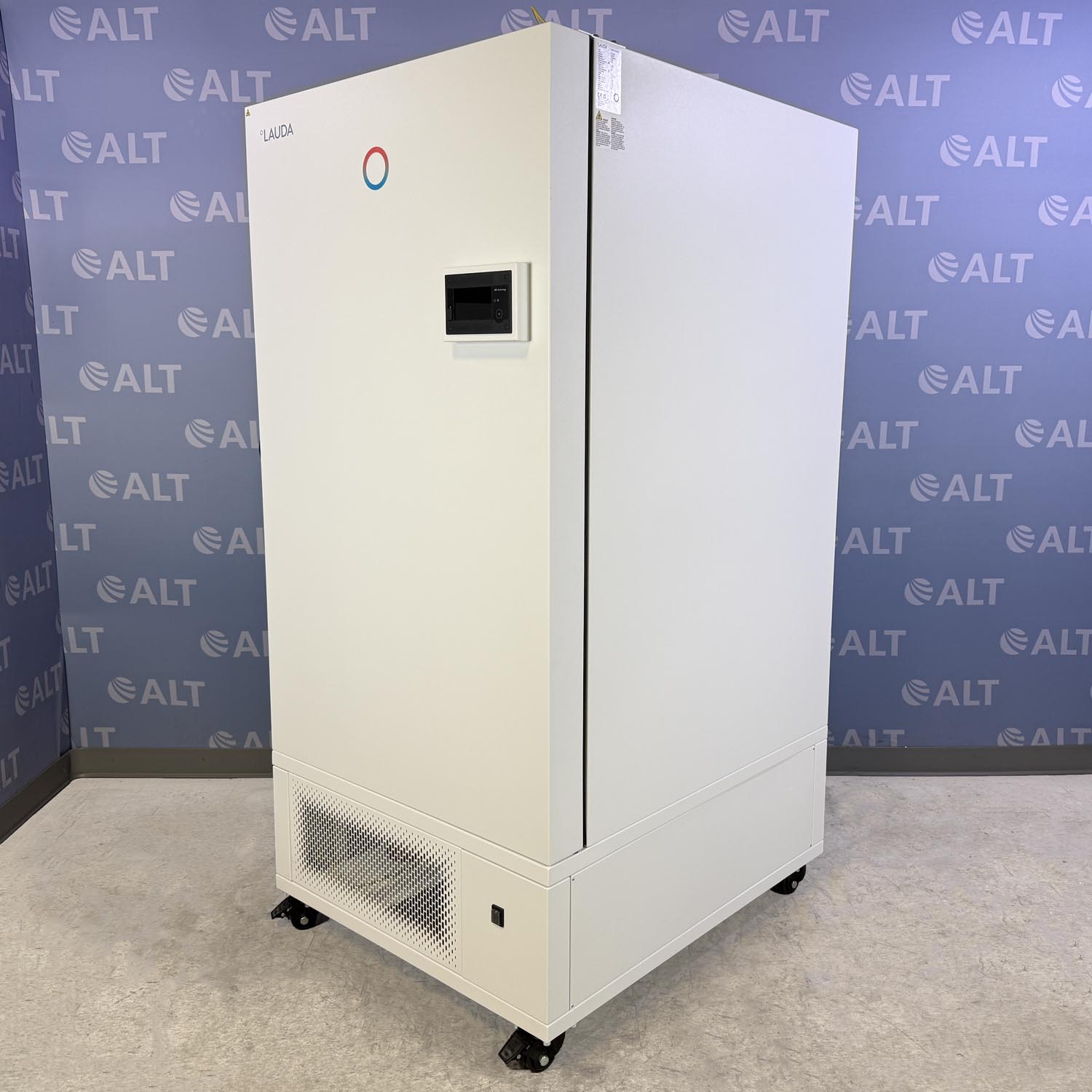 Lauda  Versafreeze VF 70085 Ultralow Freezer, -86c to -50c (115V, 60Hz)