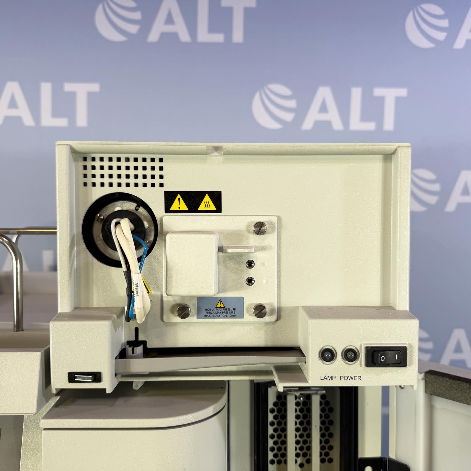 Waters  Alliance HPLC System With e2695 Separations Module, 2998 Photodiode Array Detector, Column Heater/Cooler