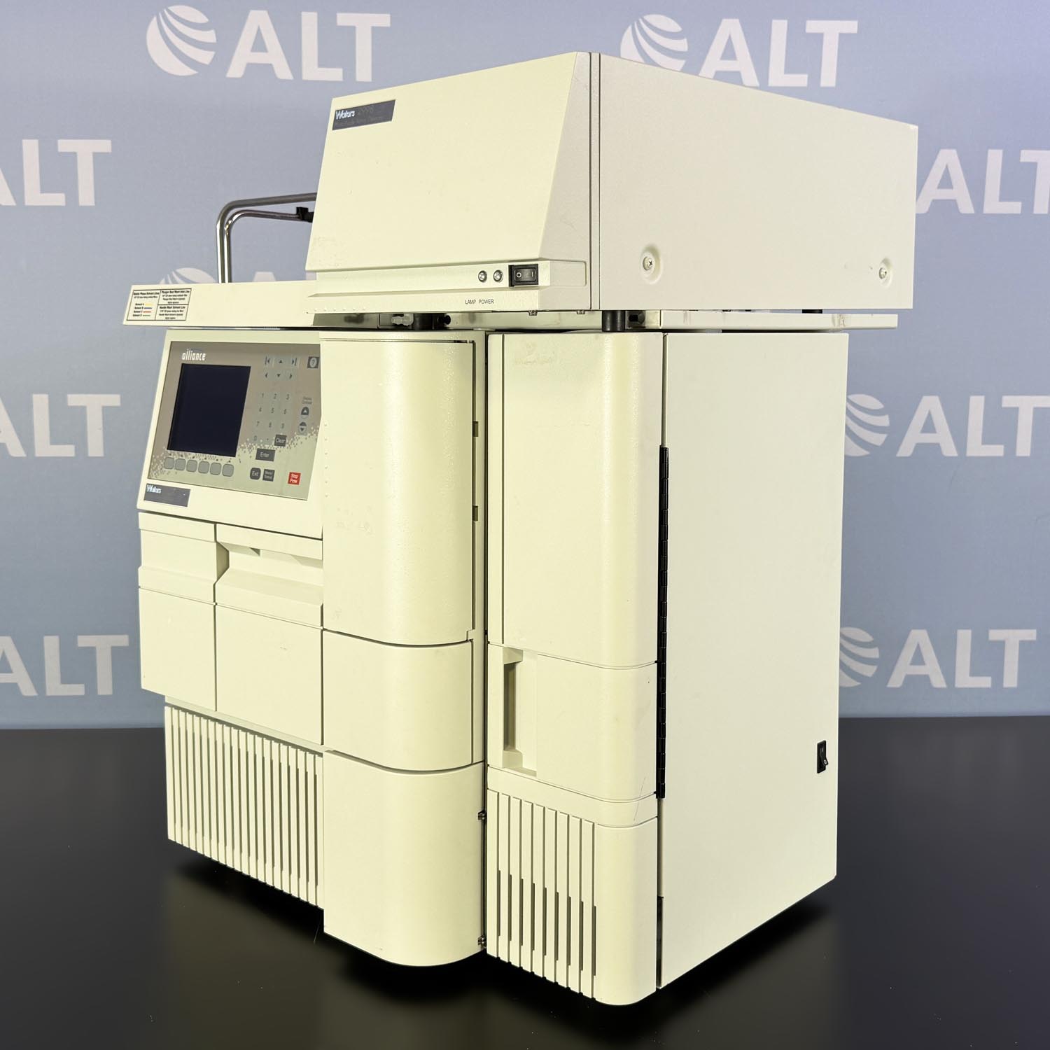 Waters  Alliance HPLC System With e2695 Separations Module, 2998 Photodiode Array Detector, Column Heater/Cooler