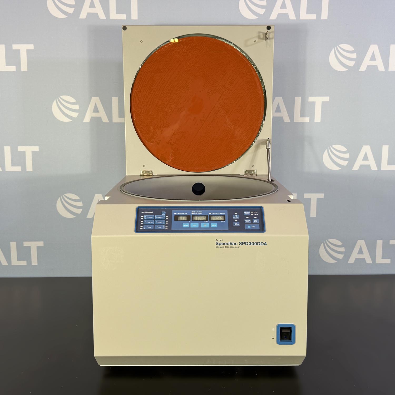 Thermo Scientific  SpeedVac SPD300DDA-115 Concentrator With UVS850DDA-115 Universal Vacuum System
