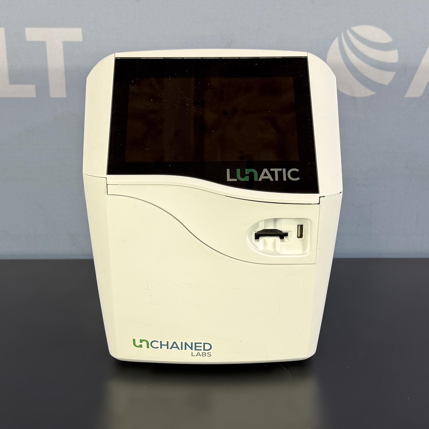 Unchained Labs Little Lunatic Spectrophotometer