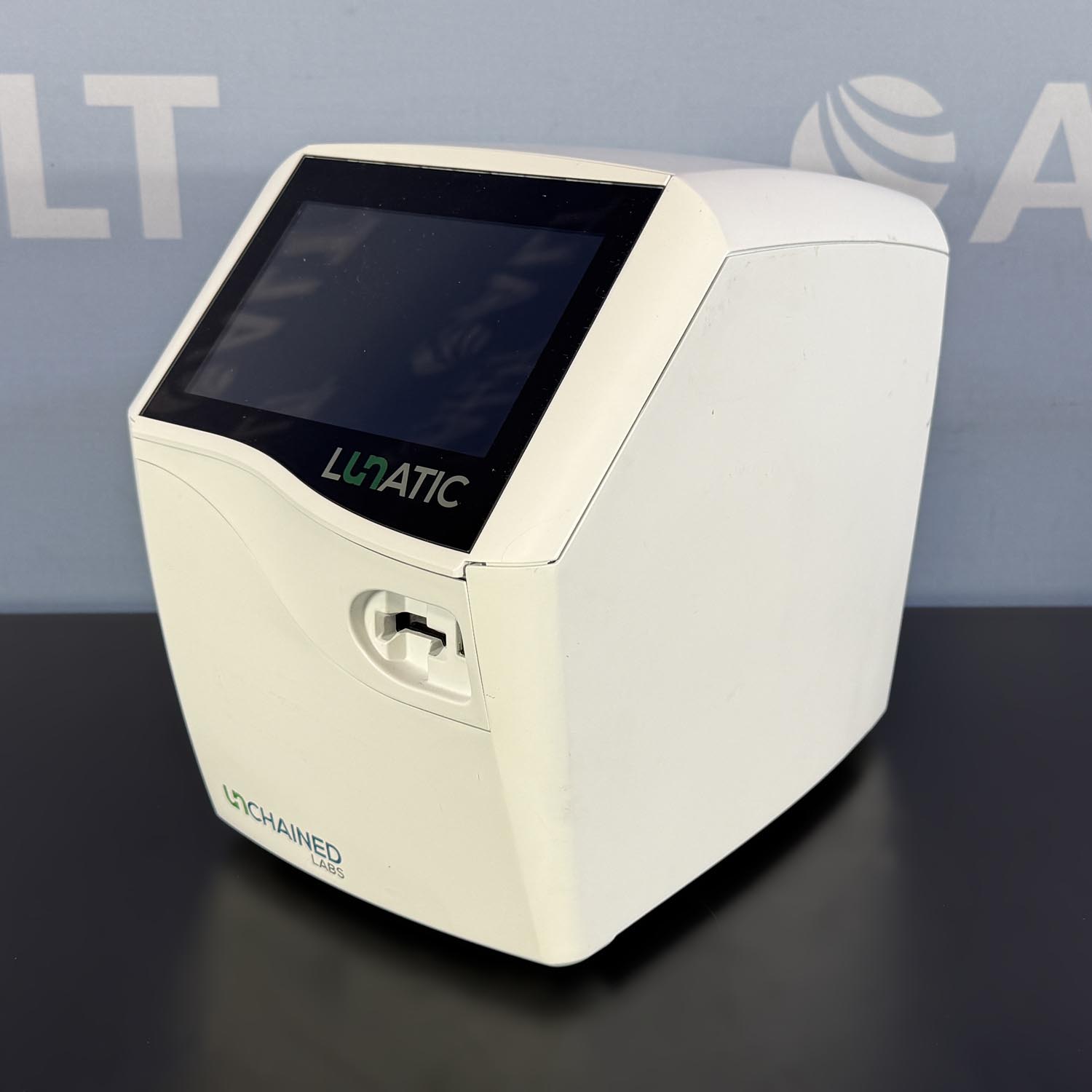 Unchained Labs Little Lunatic Spectrophotometer