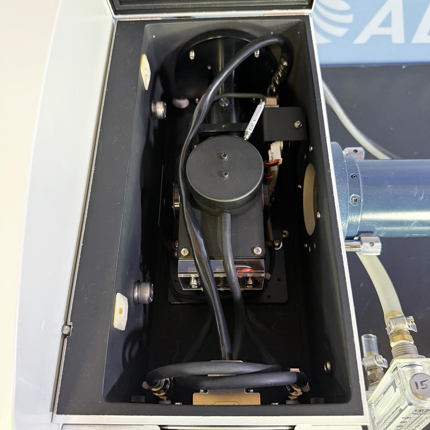 Jasco  J-815 Circular Dichroism Spectropolarimeter With PFD-425S Temperature Controller And ATS-429S Dual-Syringe Pump