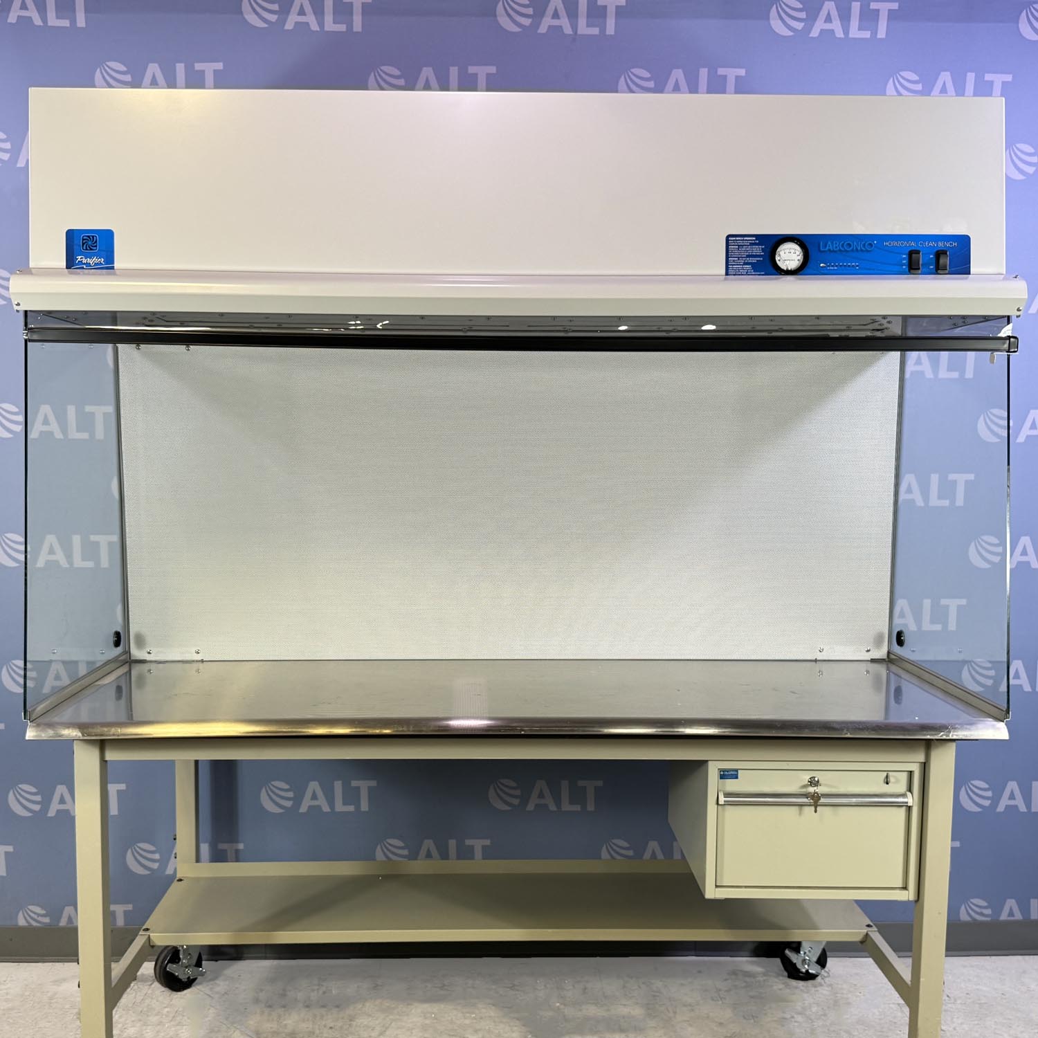 Labconco Purifier 6′ Horizontal Clean Bench, Cat. No. 3873021
