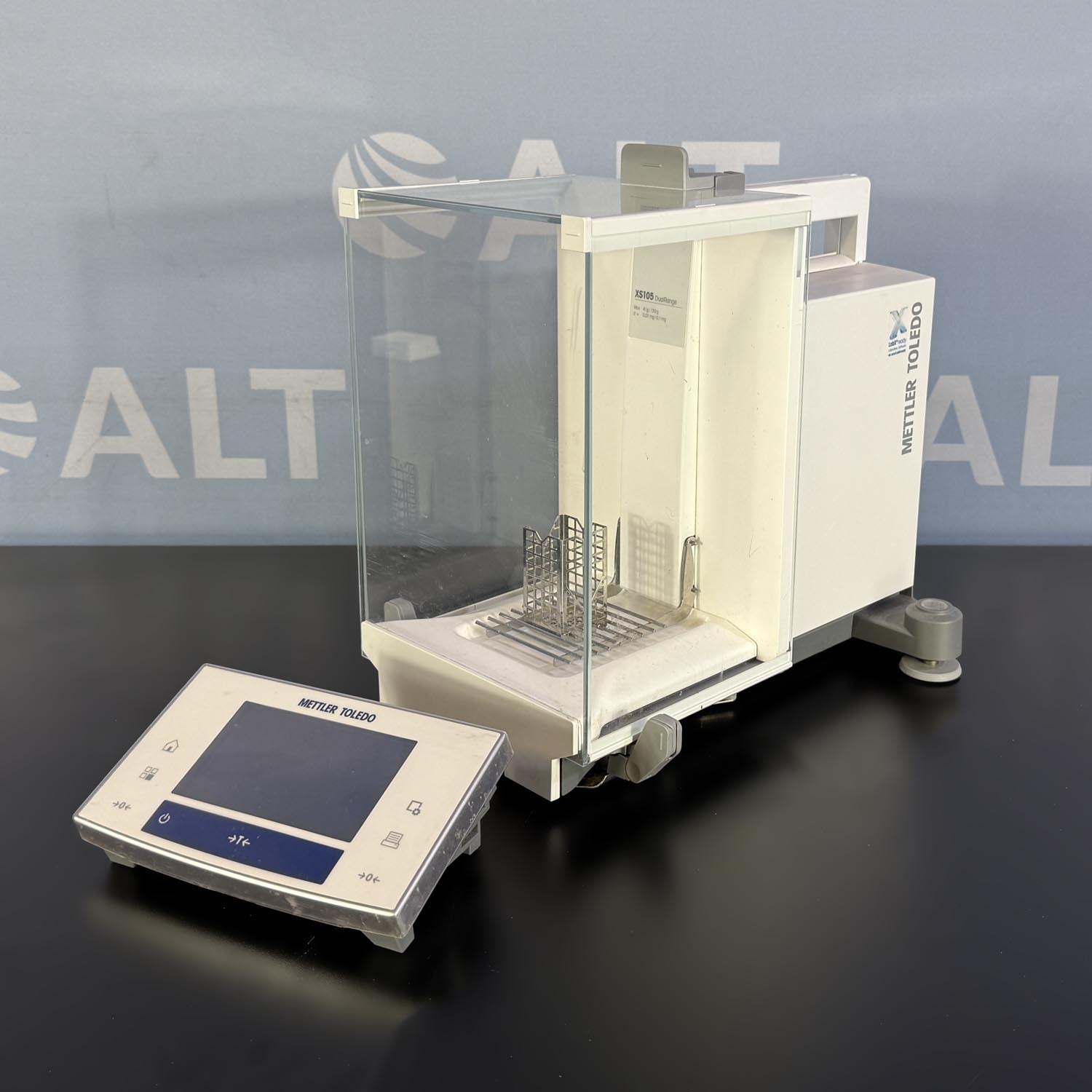 Mettler Toledo XS105DU Analytical Balance