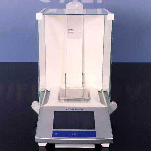 Mettler Toledo XS204 Analytical Balance