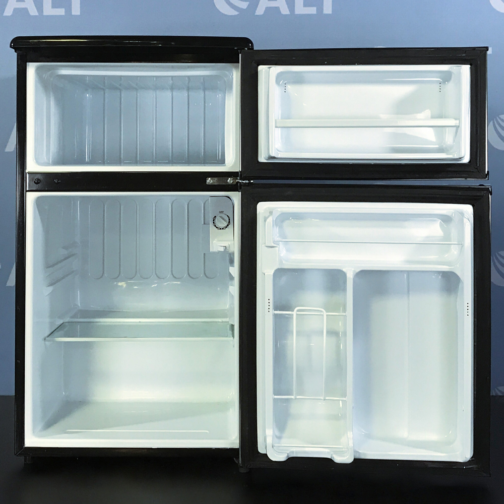 Edgestar 3.1 Cu. Ft. Fridge/Freezer Model CRF320SS