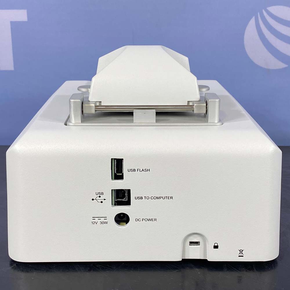 Thermo Scientific NanoDrop 8000 UV-Vis Spectrophotometer