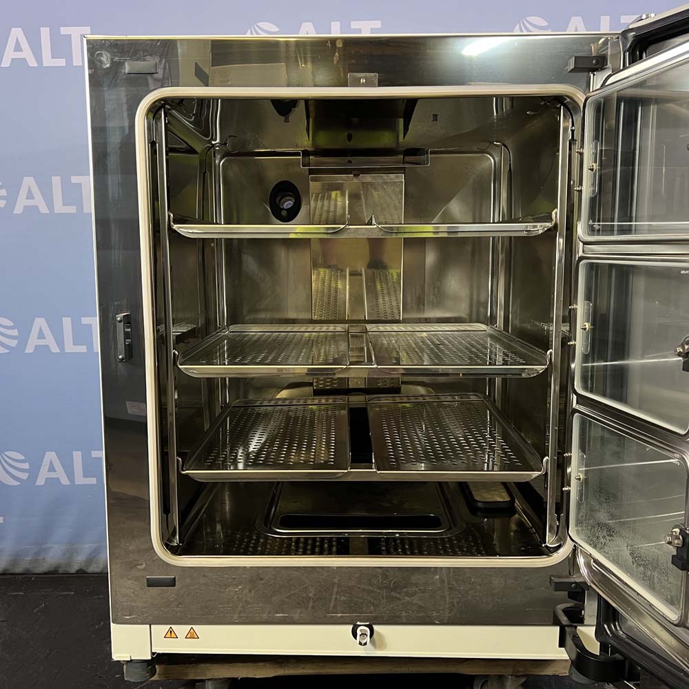 Thermo Fisher Scientific HERAcell vios 250i Tri-Gas Incubator