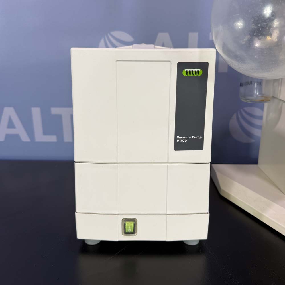 Buchi R-210 Rotavapor With B-491 Heating Bath And V-700 Pump With V-850 Controller