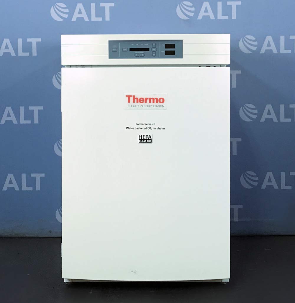 Thermo Electron Corporation Forma Series II 3110 Water Jacketed CO2 Incubator, Copper