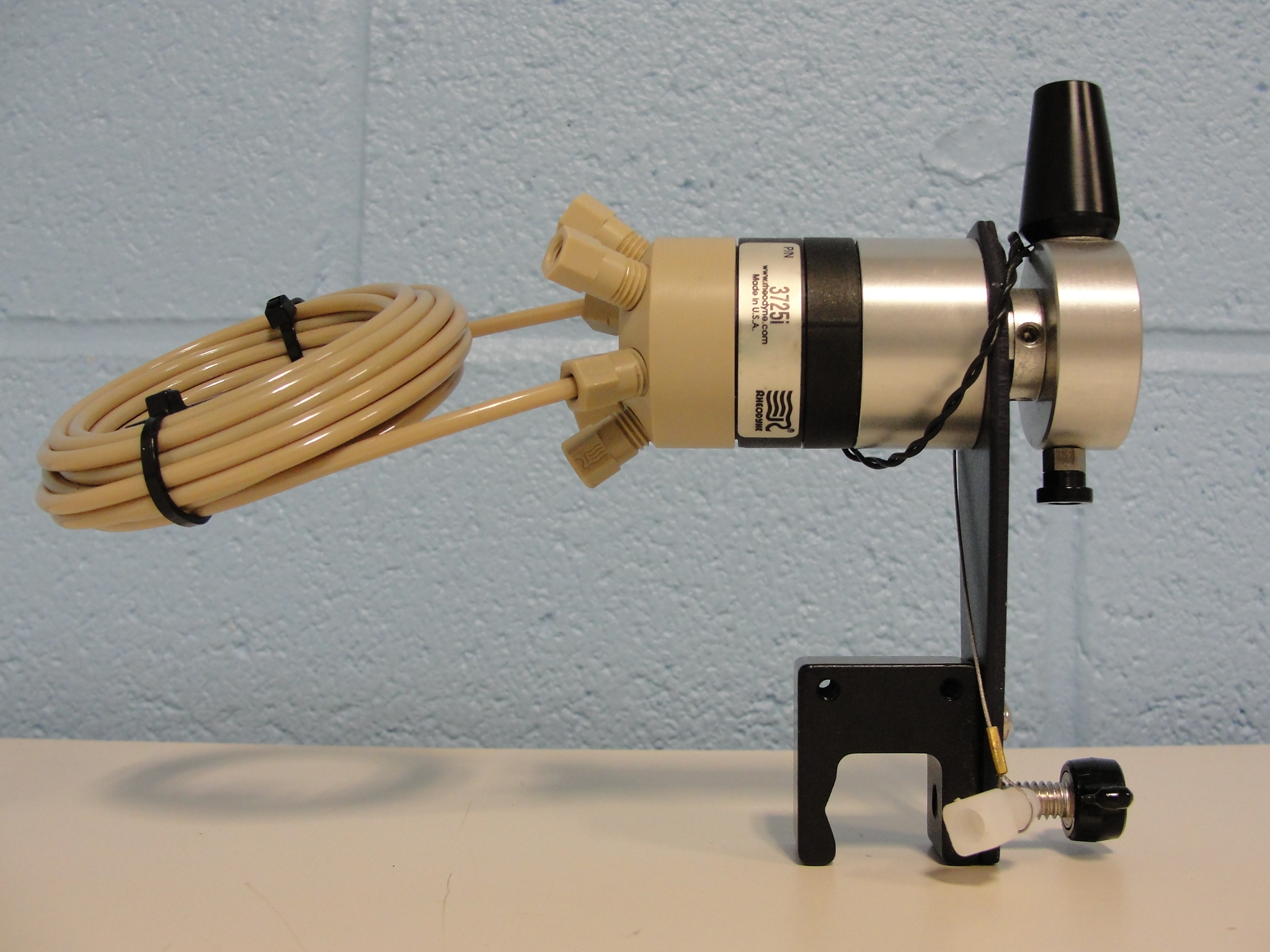 Rheodyne 3725i PEEK Dual Mode Preperative Injector with Switch