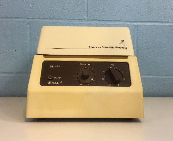 American Scientific Biofuge A Centrifuge 1217 with Rotor