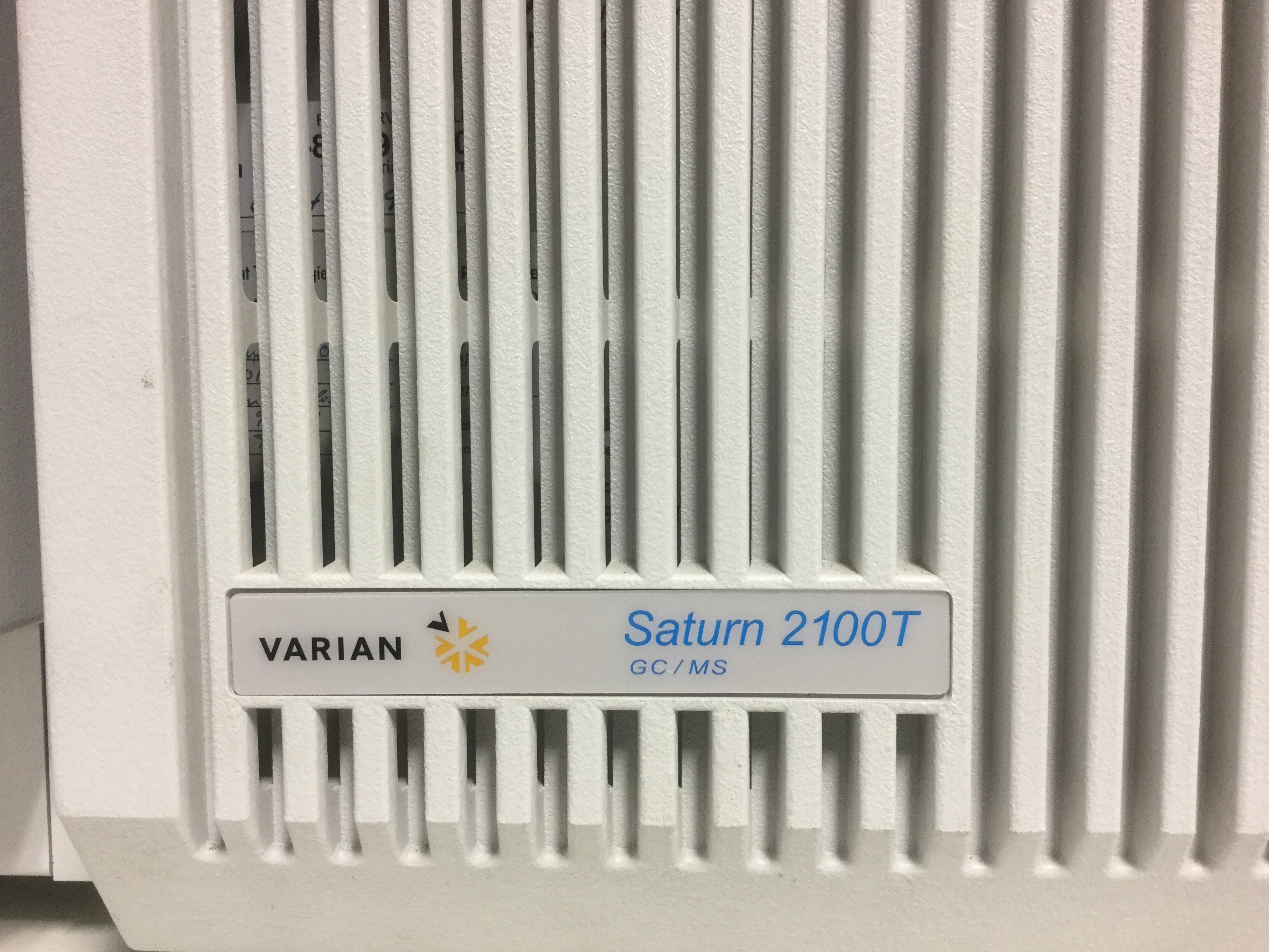 Varian Saturn 2100 Ion Trap GC/MS System with Varian 3900 Gas ...