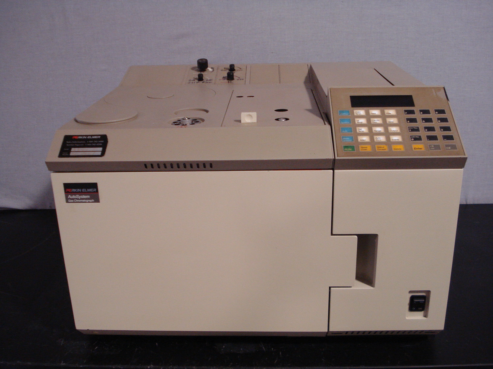 PerkinElmer Auto System Gas Chromatograph