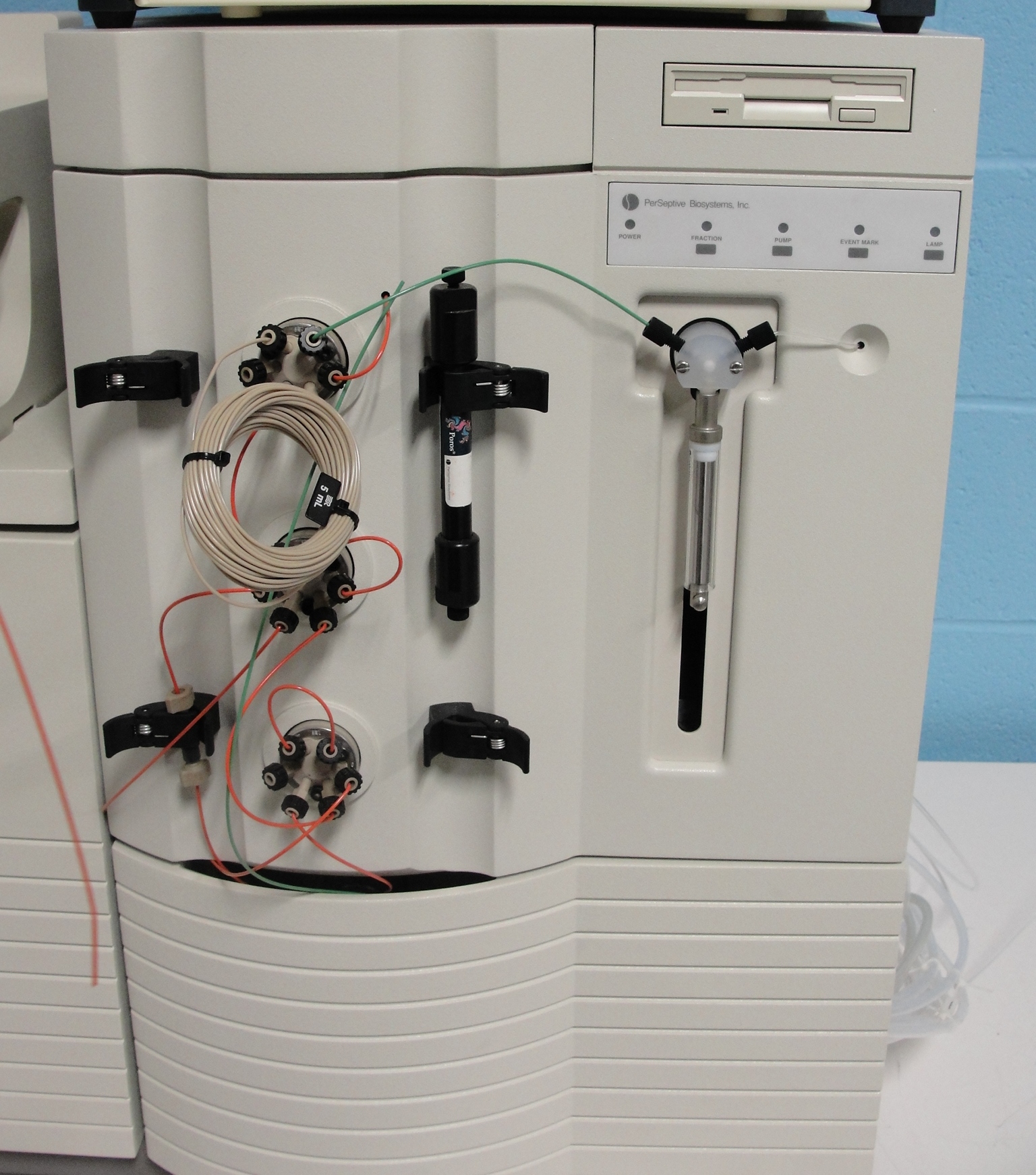 Perseptive Biosystems Bio Cad 700E Perfusion Chromatography