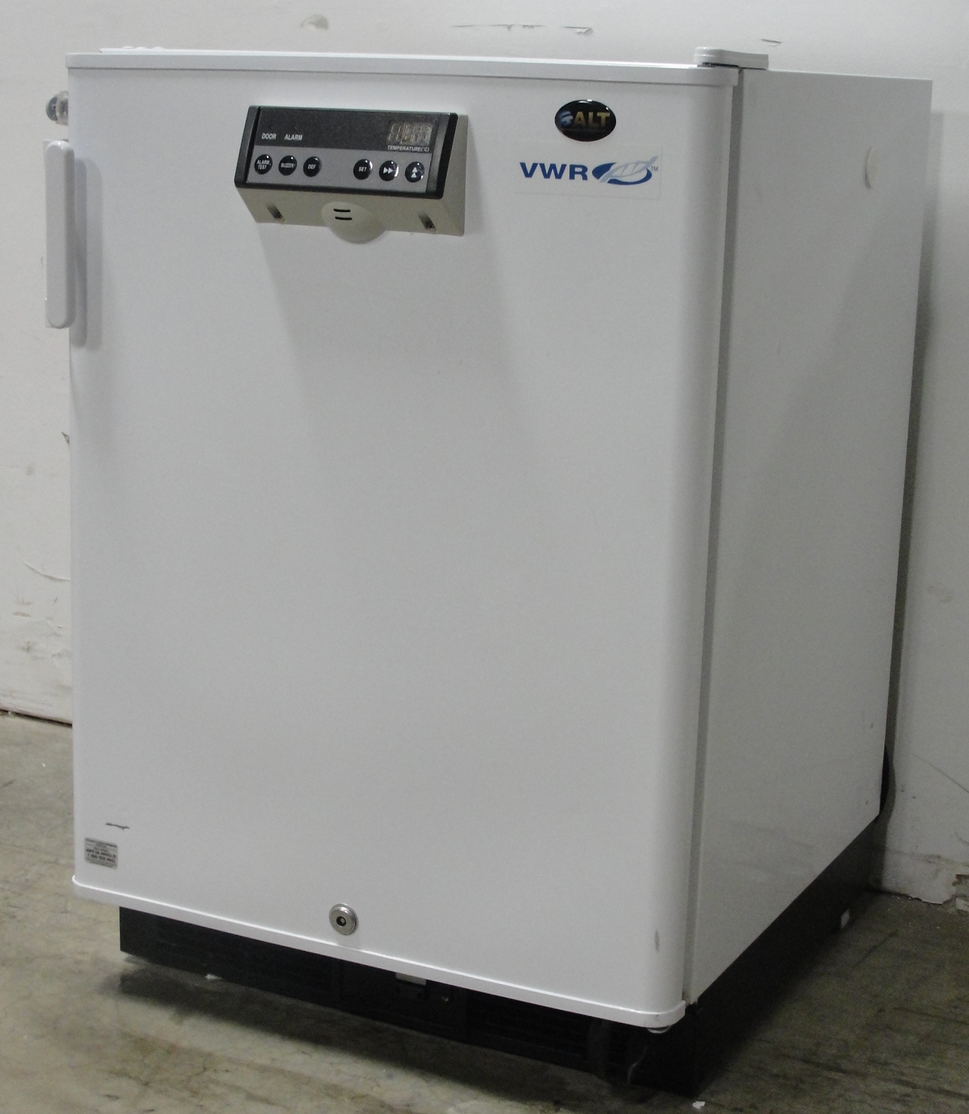 VWR Critical Storage Undercounter Lab Freezer