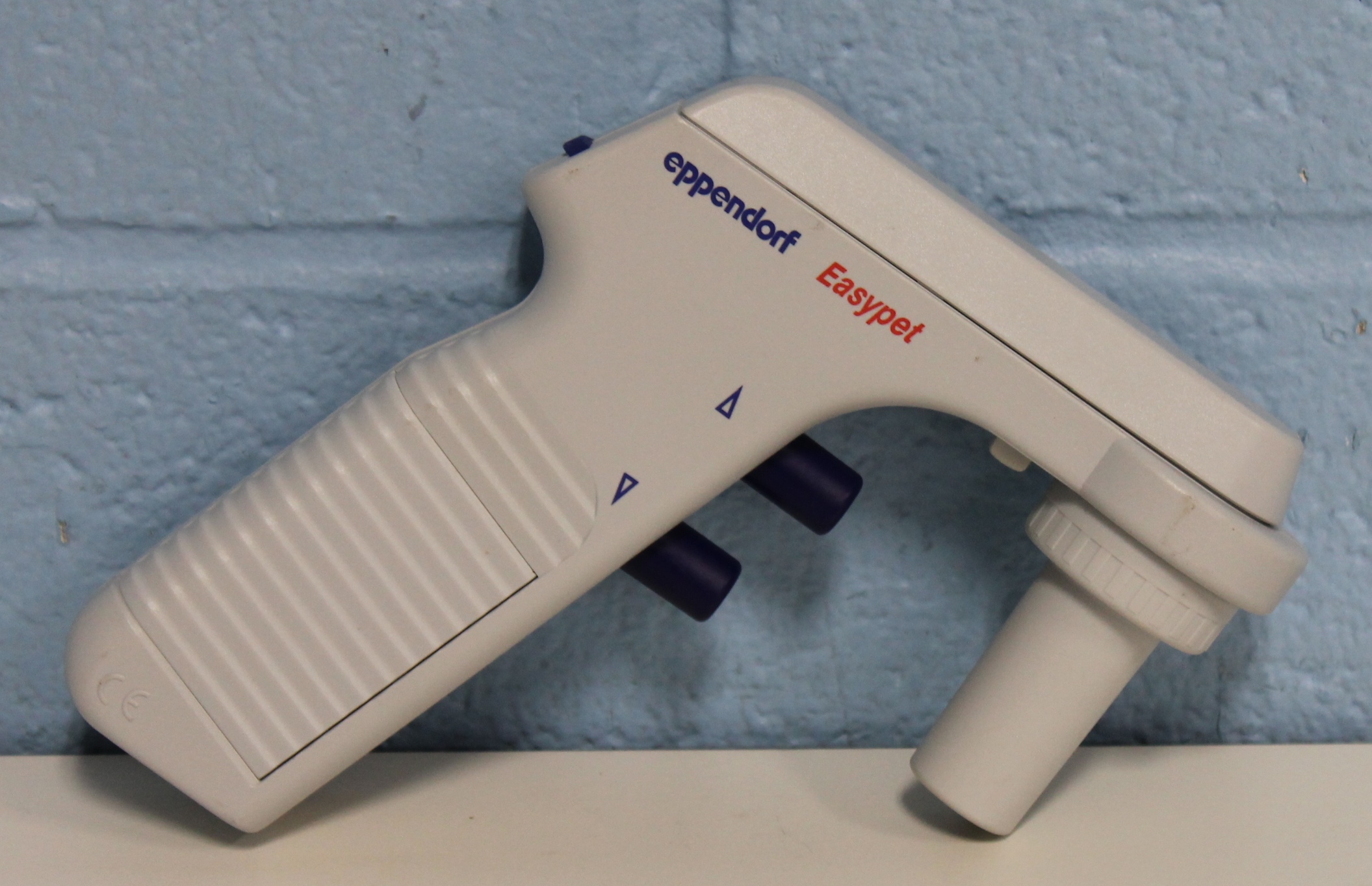 Eppendorf Easypet Hand-held Pipettor