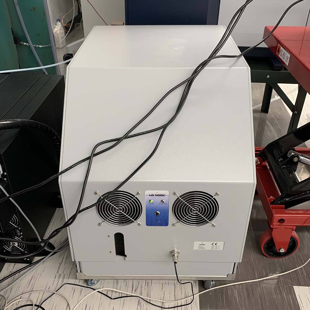 Bruker Impact II LC/MS System With Thermo Column Thermostat, Autosampler, Solvent Rack, Quiet Cover, Switching Valve and Roughing Pump