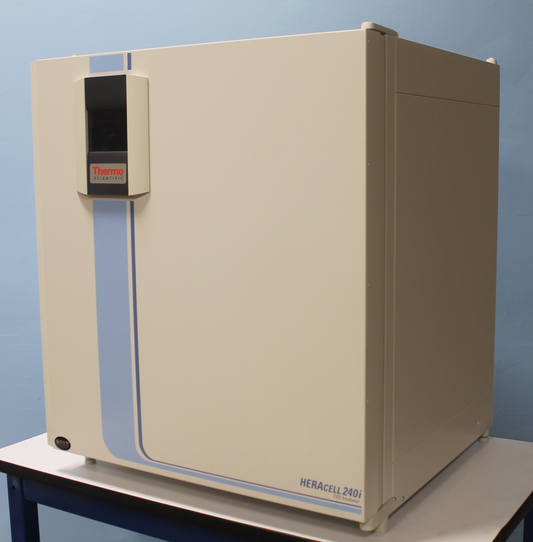 Thermo Heracell 240i CO2 Incubator With Stainless-Steel Chamber, P/N 51026331