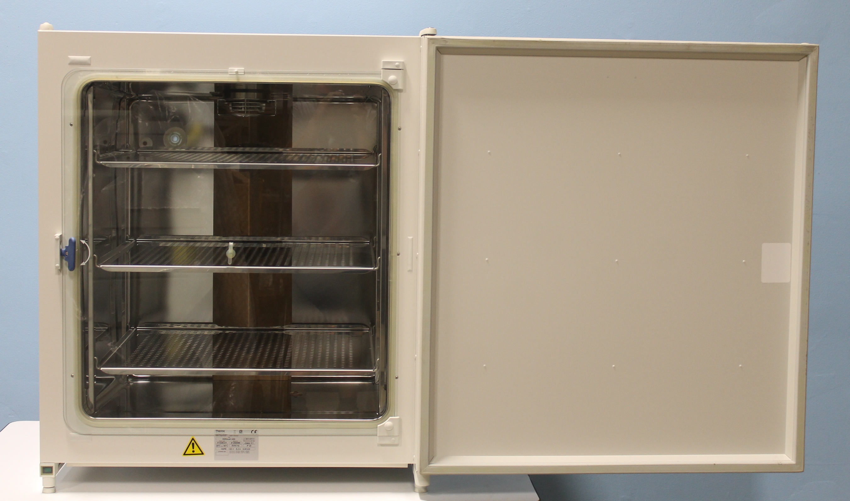 Thermo Heracell 240i CO2 Incubator With Stainless-Steel Chamber, P/N 51026331
