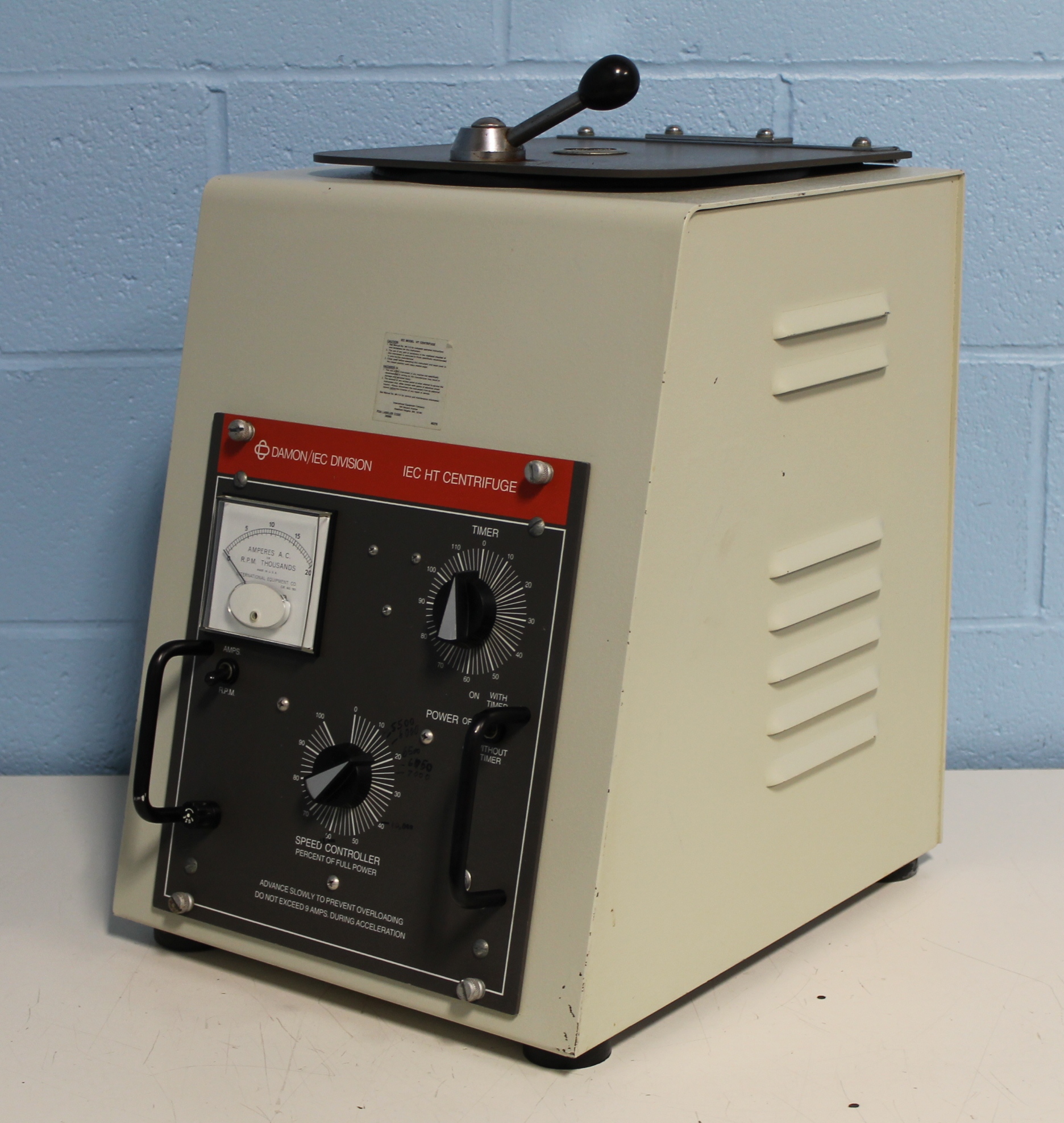Damon/IEC Division IEC HT Centrifuge