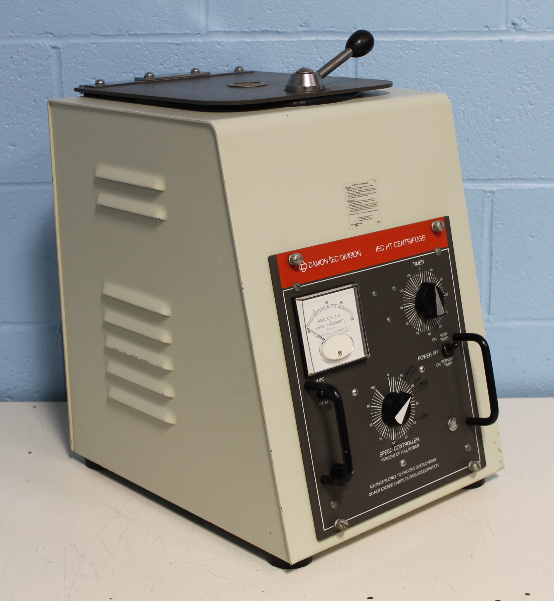 Damon/IEC Division IEC HT Centrifuge