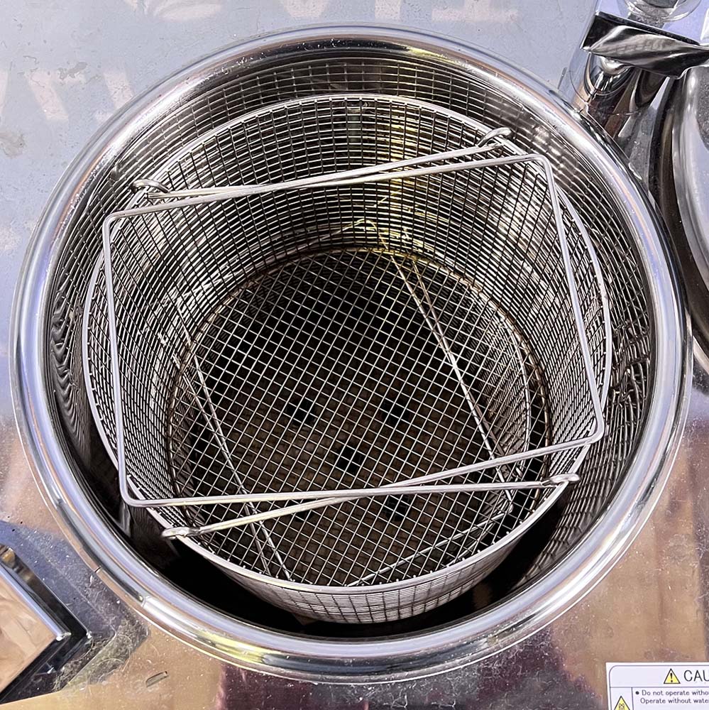 Yamato Steam Sterilizer, Model SM311