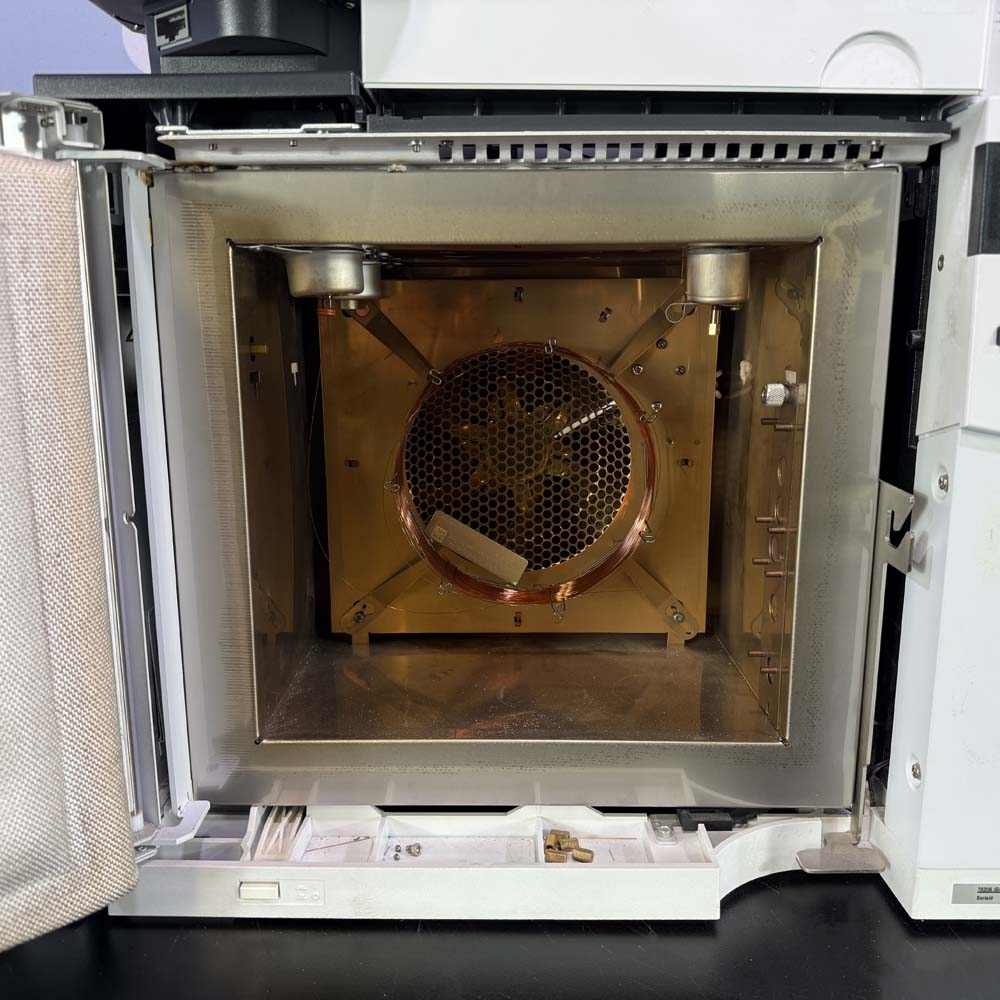 Agilent  7820A Gas Chromatograph With 5975 Series Mass Selective Detector (MSD), G7697A Headspace Sampler, And G4567A Automatic Liquid Sampler