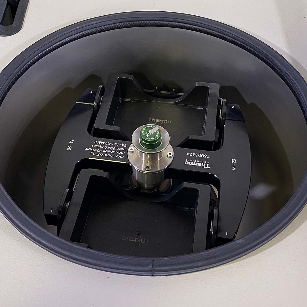 Thermo Scientific  Heraeus Megafuge 16R Centrifuge, Cat. No. 75004271