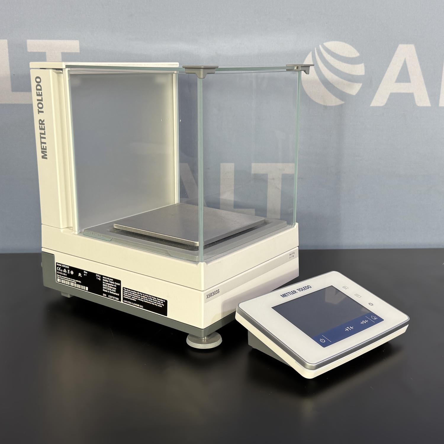 Mettler Toledo Analytical Balance XSR303S