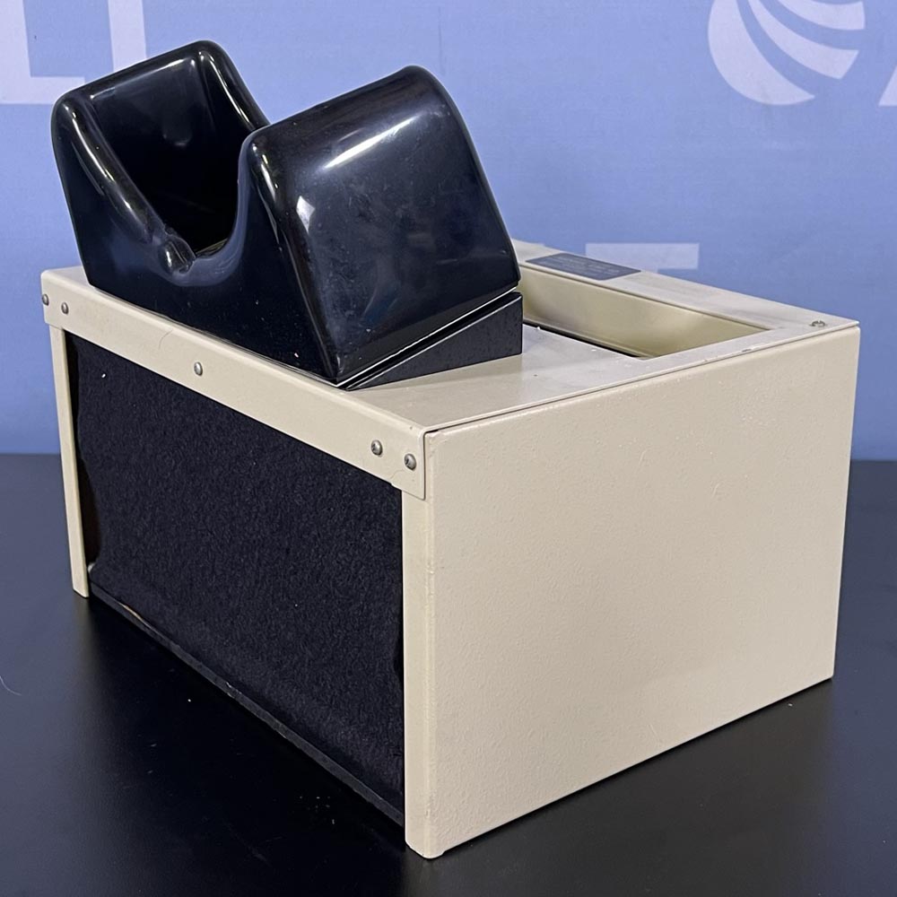SpectroLine Model CM-10 Fluorescence Analysis Cabinet