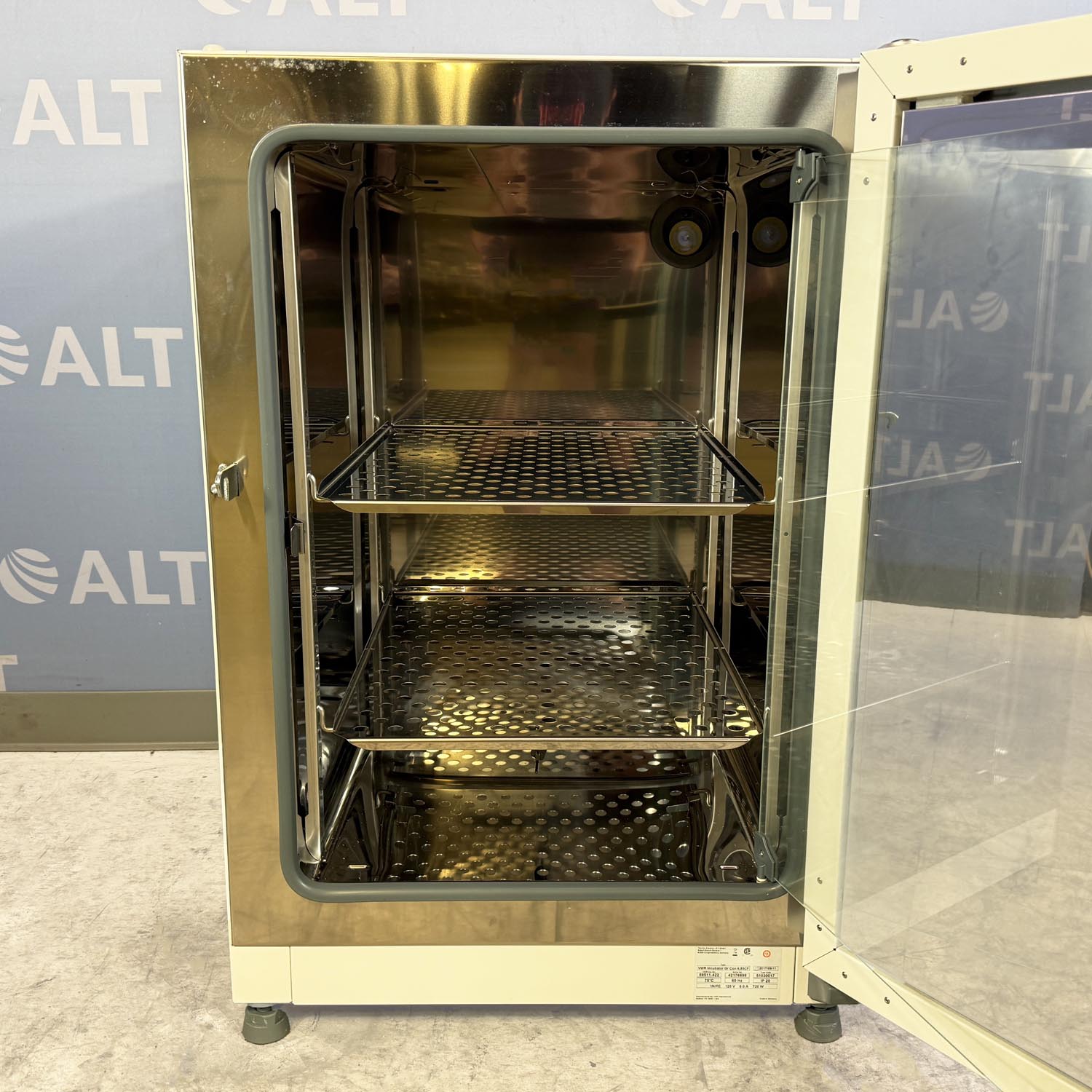 VWR 6.85 cu. ft. Gravity Convection Incubator, Model 89511-422