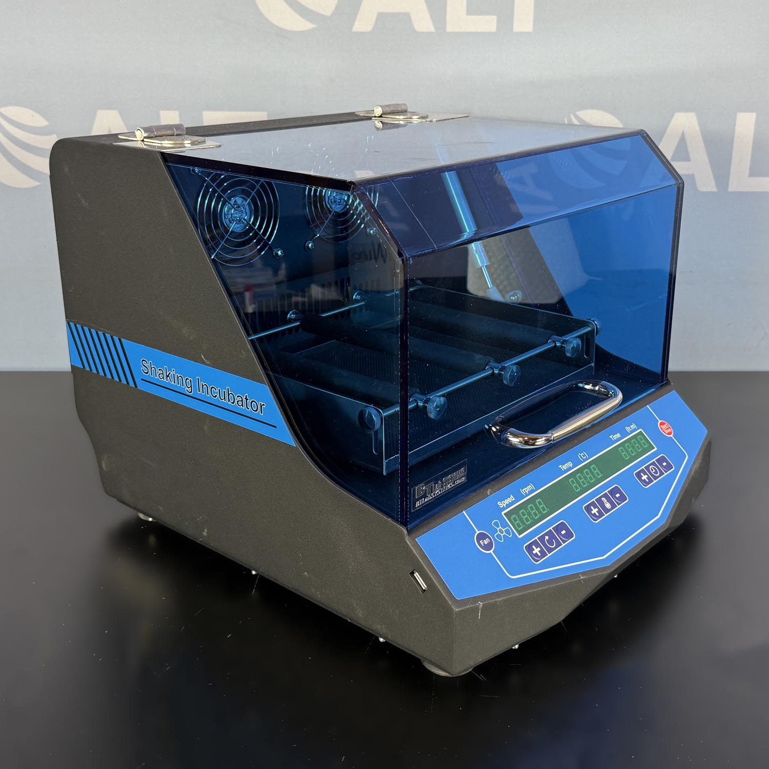 BT LabSystems  Incubator Shaker BT921