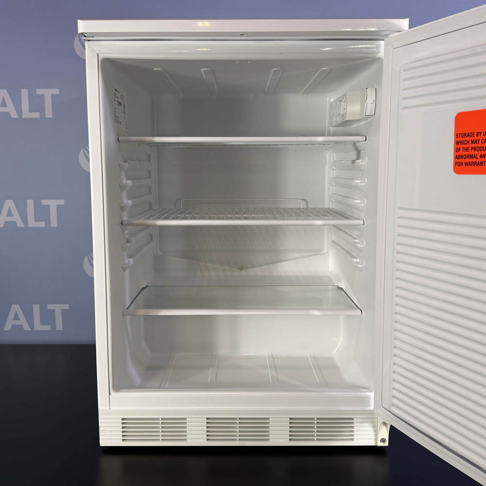 Fisher Scientific Isotemp Value Lab Refrigerator 5.5 cu. ft