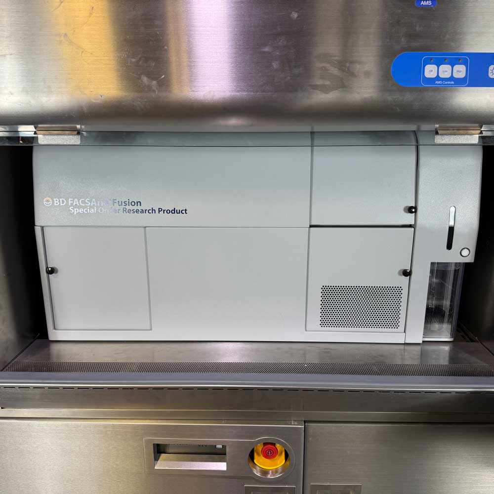 BD Biosciences FACSAria Fusion Flow Cytometer With BD400 Class II Biosafety Cabinet, Thermo Scientific Chiller, And JUN-AIR Compressor