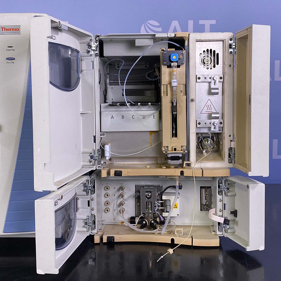 Thermo Finnigan TSQ Quantum Hyperquad Ultra Mass Spectrometer System with Surveyor Autosampler Plus, Surveyor Pump Plus and (2) Vacuum Pumps