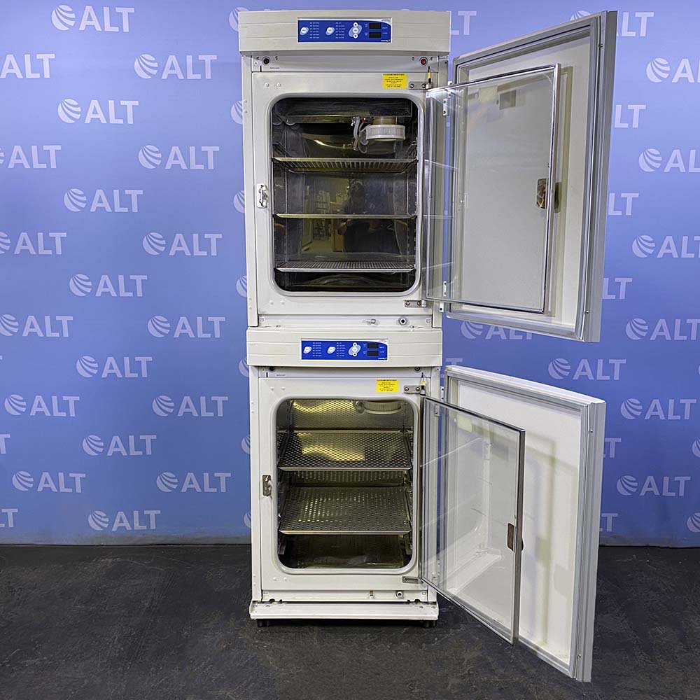 VWR Symphony 3078 Water-Jacketed CO2 Incubator, Dual Stack