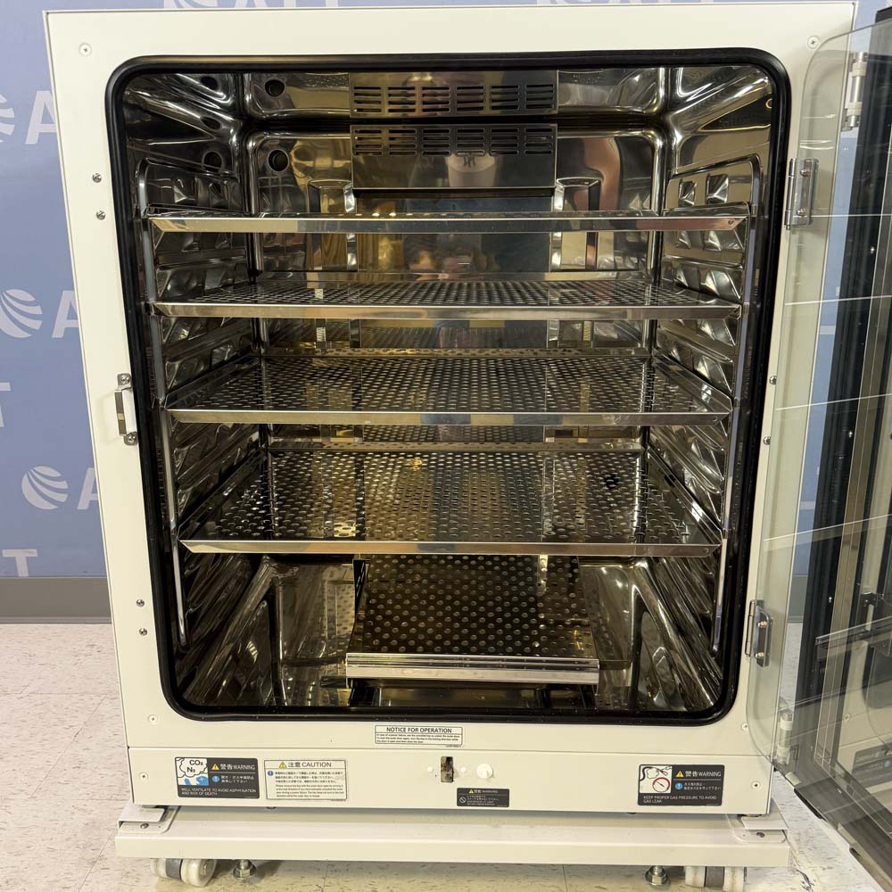 phcbi  MCO-230AICUVL-PA CO2 Incubator