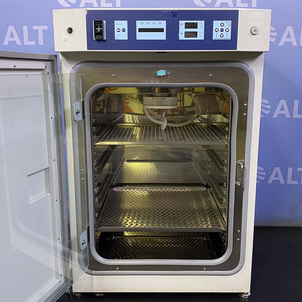 Thermo Electron Corporation Napco Series 8000 DH Incubator, Model 3598