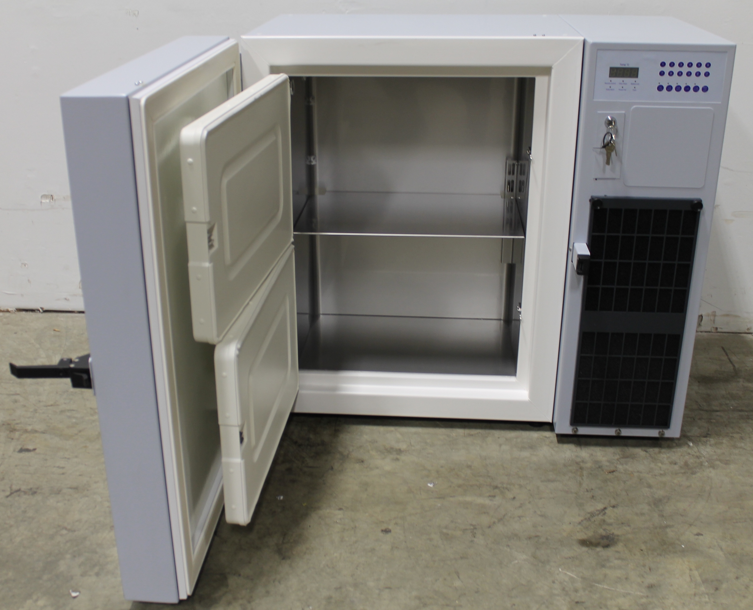 Fisher Scientific Isotemp Ultralow-Temperature Undercounter Freezer
