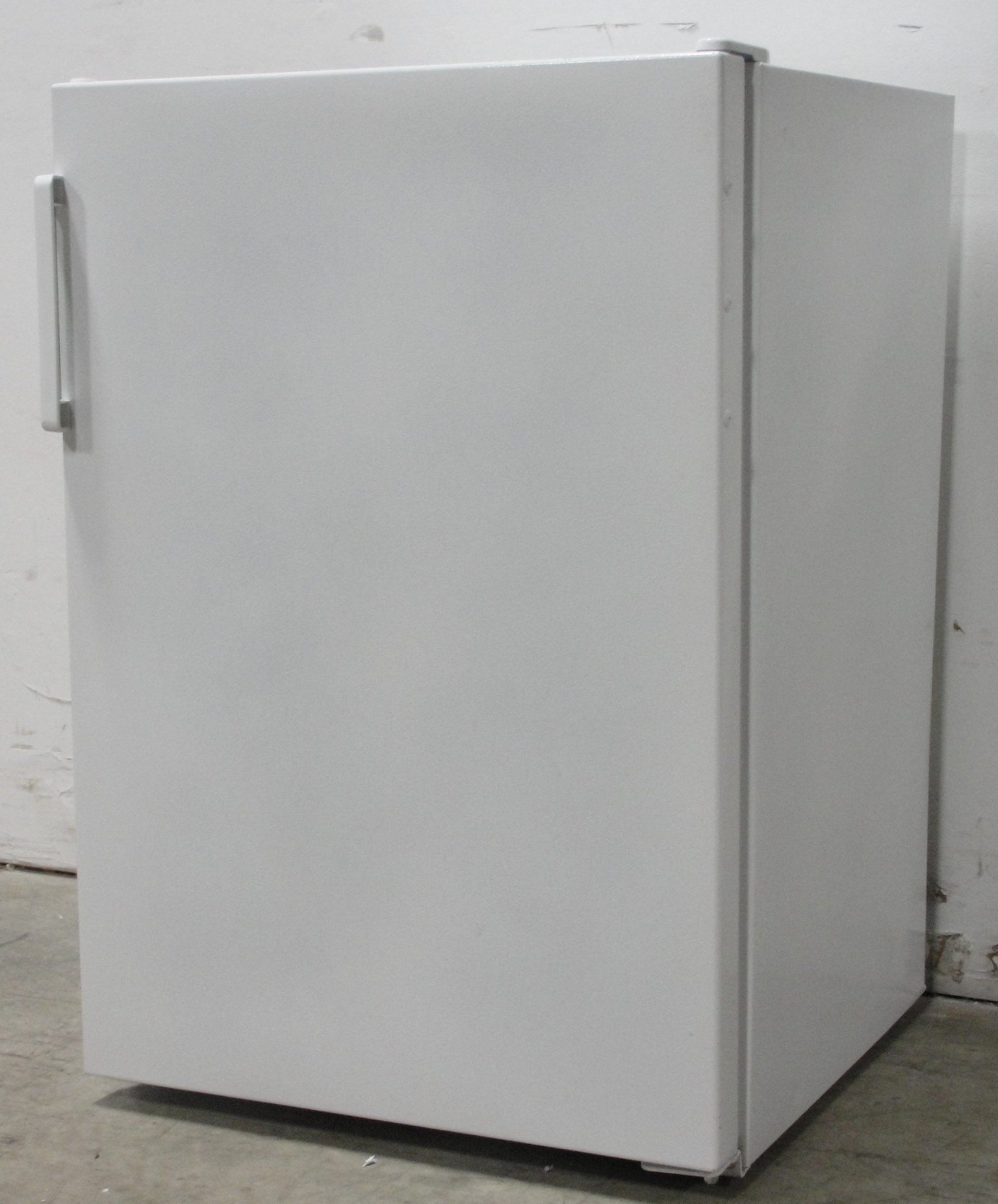 W C Woods MU05W Upright Freezer