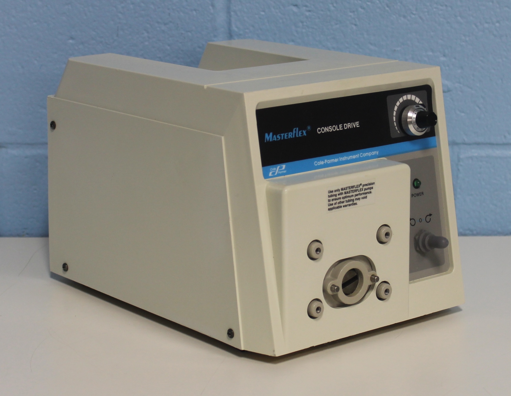 Cole-Parmer Masterflex L/S Variable-speed Drive with 10-turn Speed Control and Remote Capabilities, 1 to 100 rpm, 115 VAC. Model 77521-50