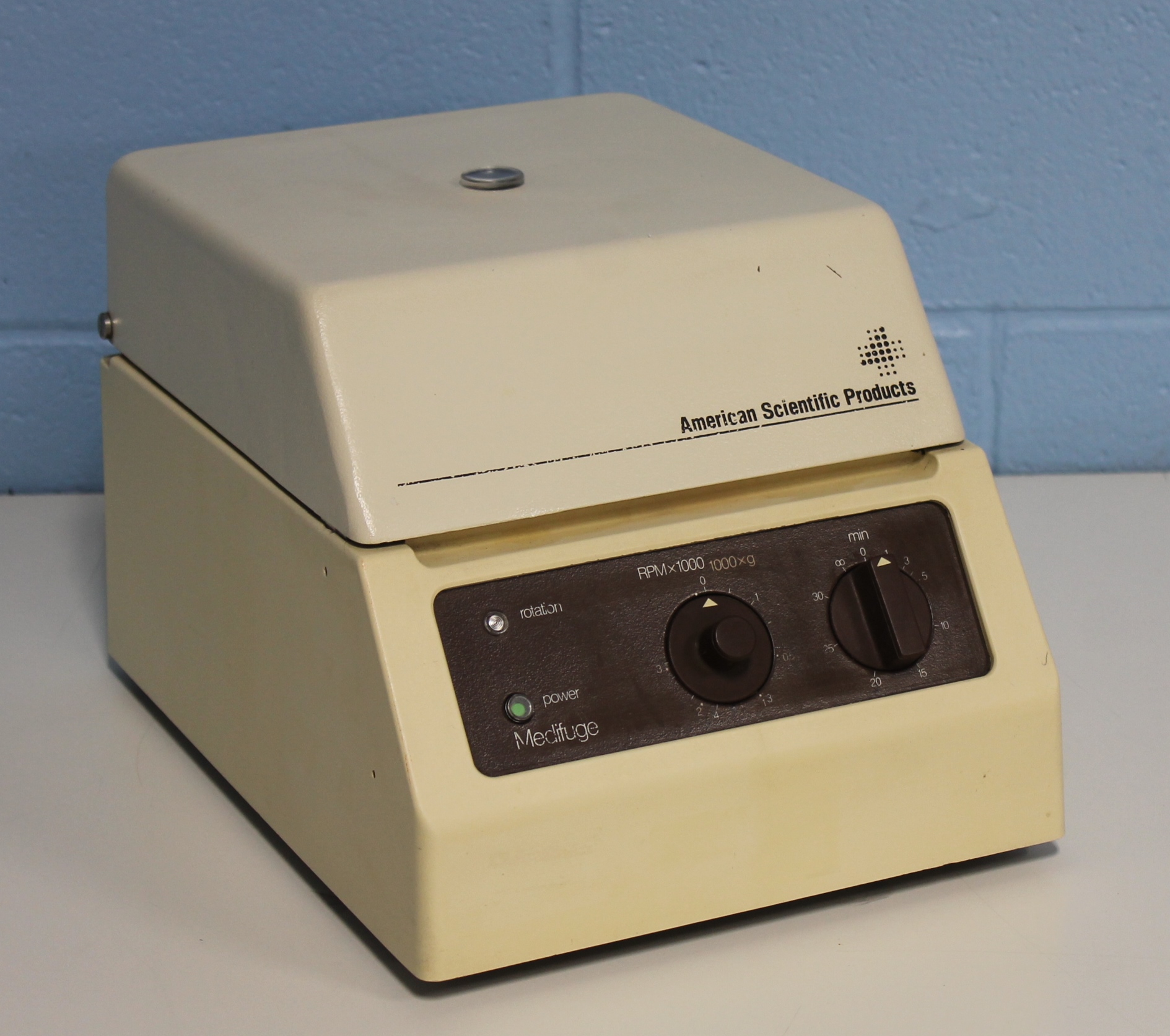 American Scientific Medifuge 1215 Centrifuge with Rotor
