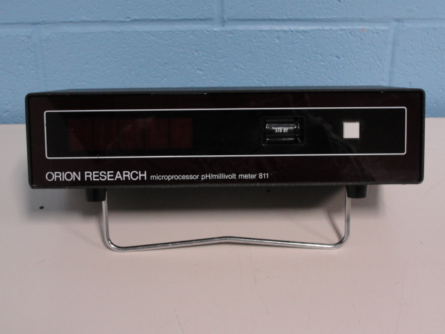 Orion Research Microprocessor pH/millivolt Meter 811