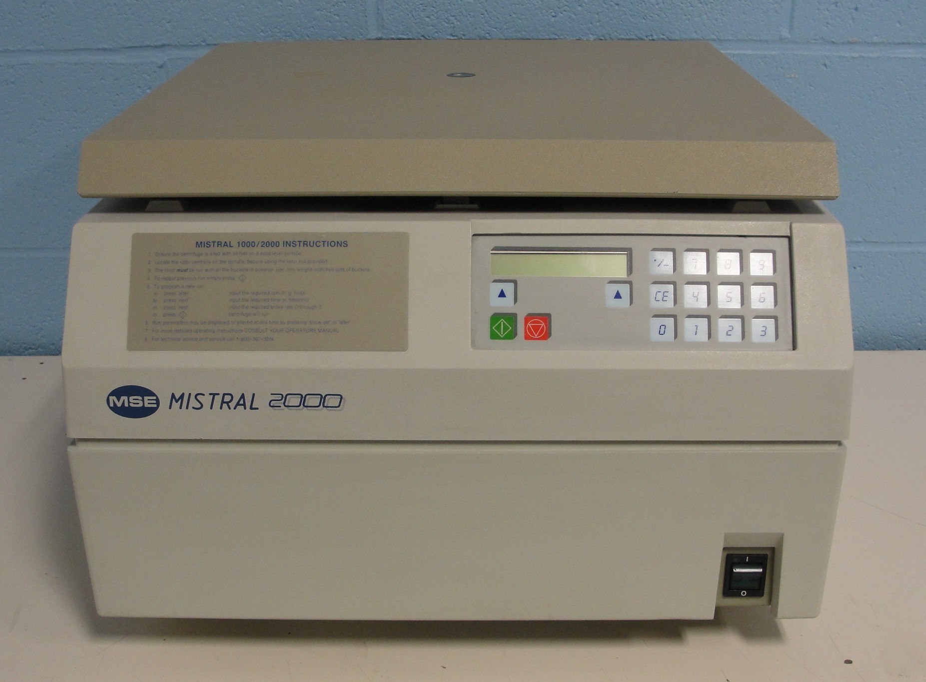 MSE Mistral 2000 Centrifuge with Rotor